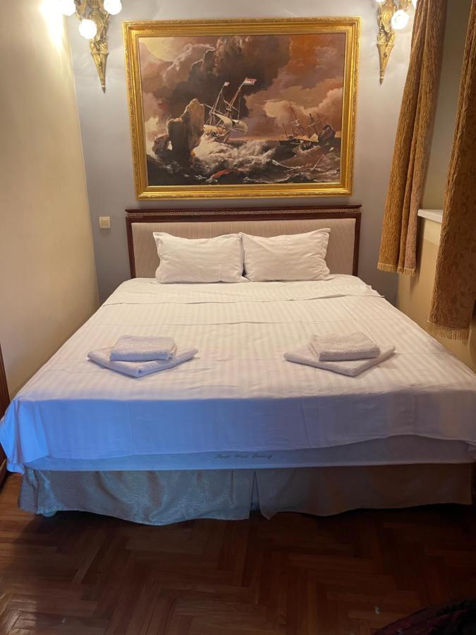 Boutique Hotel Travelling Actor - Skadarlija Belgrado Exterior foto
